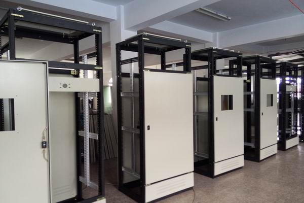 鹿寨控制箱-控制箱的合理布置方法